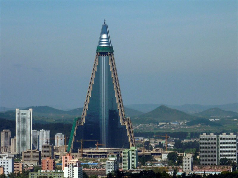 ryugyong hotel